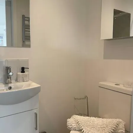 Poppy's Place - 10 Minute Drive From York Apartment Skelton (York)